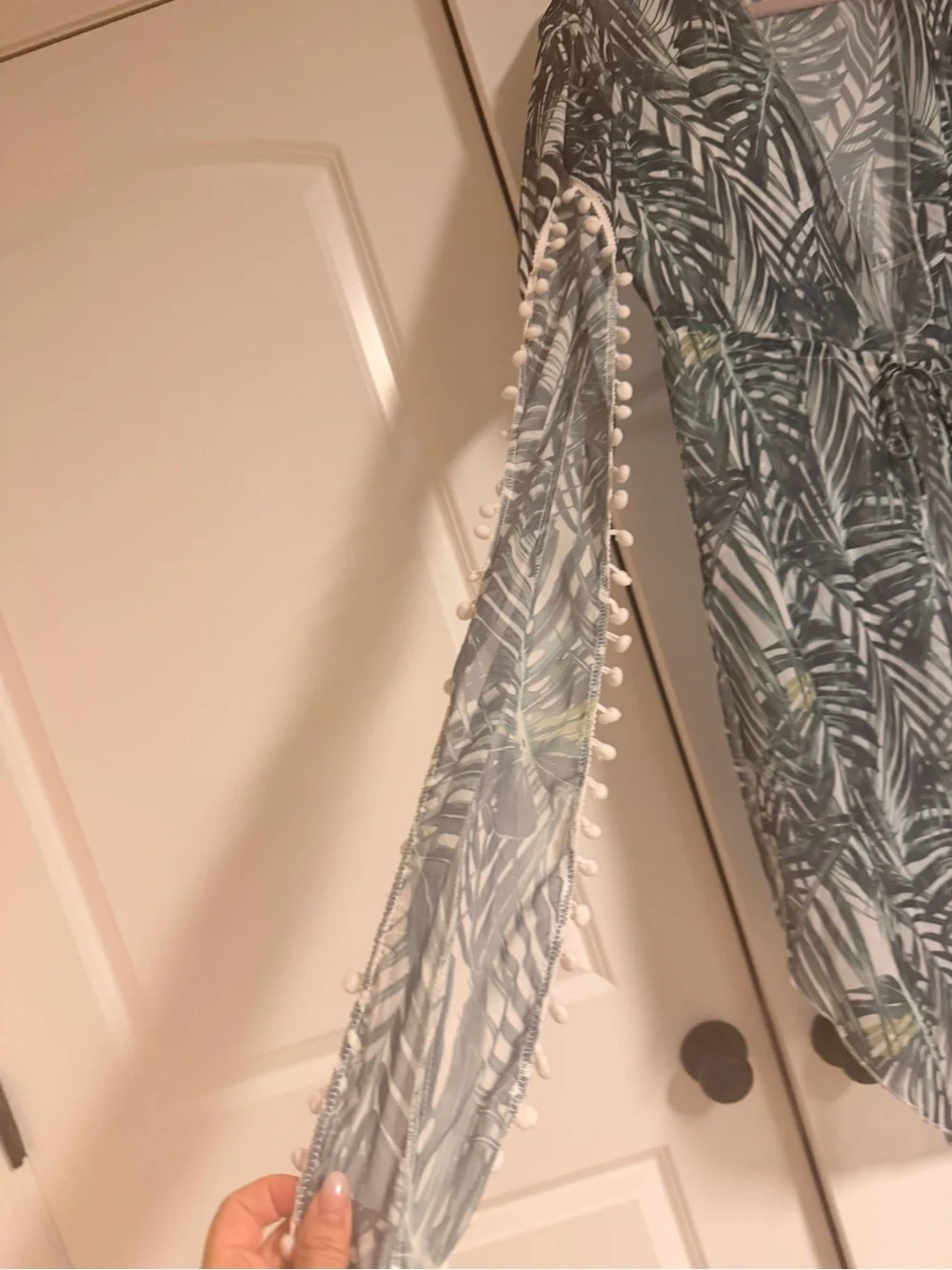 Cupshe Tropical Leaf Print Pom Pom Cover-Up Kimono